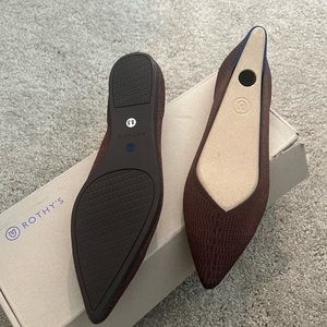 NWT Rothy’s Flats - The Point Truffle Python